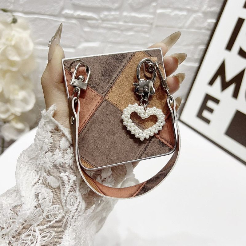 Coque Samsung Galaxy Z Flip 7 Pendentif et Dragonne