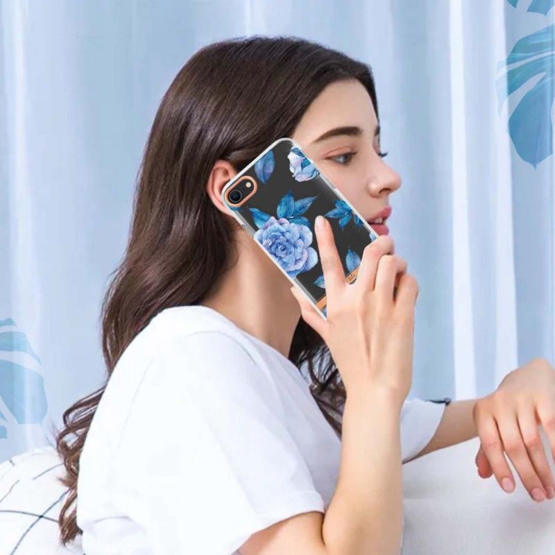 Coque iPhone SE 2022 / 2020 / 8 / 7 La Pivoine violette